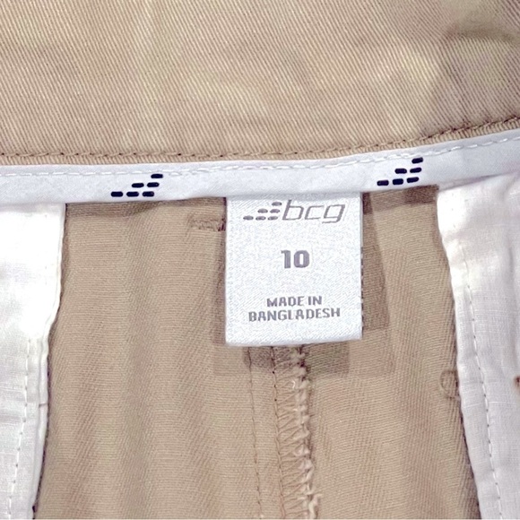 BCG Size 10 Khaki Trouser Shorts - Picture 3 of 3